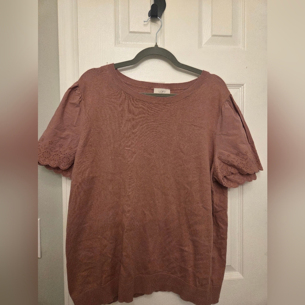 LOFT Women's Dusty Rose Lace Sleeve Tee